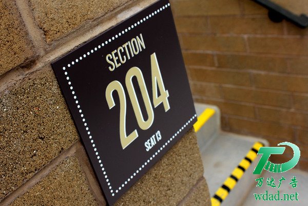 標(biāo)識(shí)標(biāo)牌